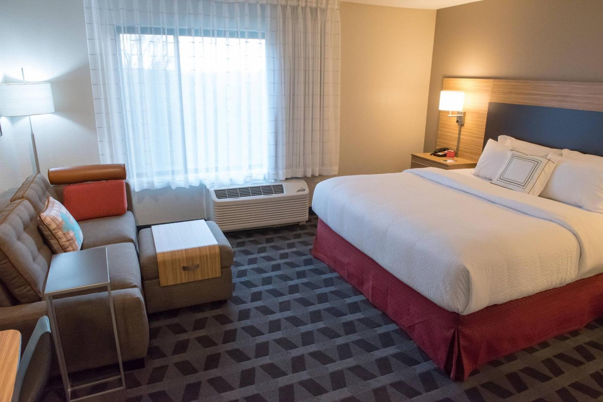 Towneplace Suites By Marriott Battle Creek Exteriör bild